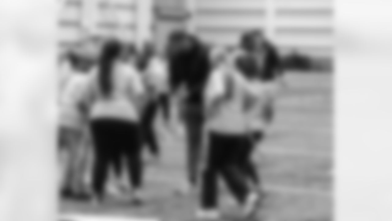 New York Giants defensive tackle Roy Robertson-Harris (95)