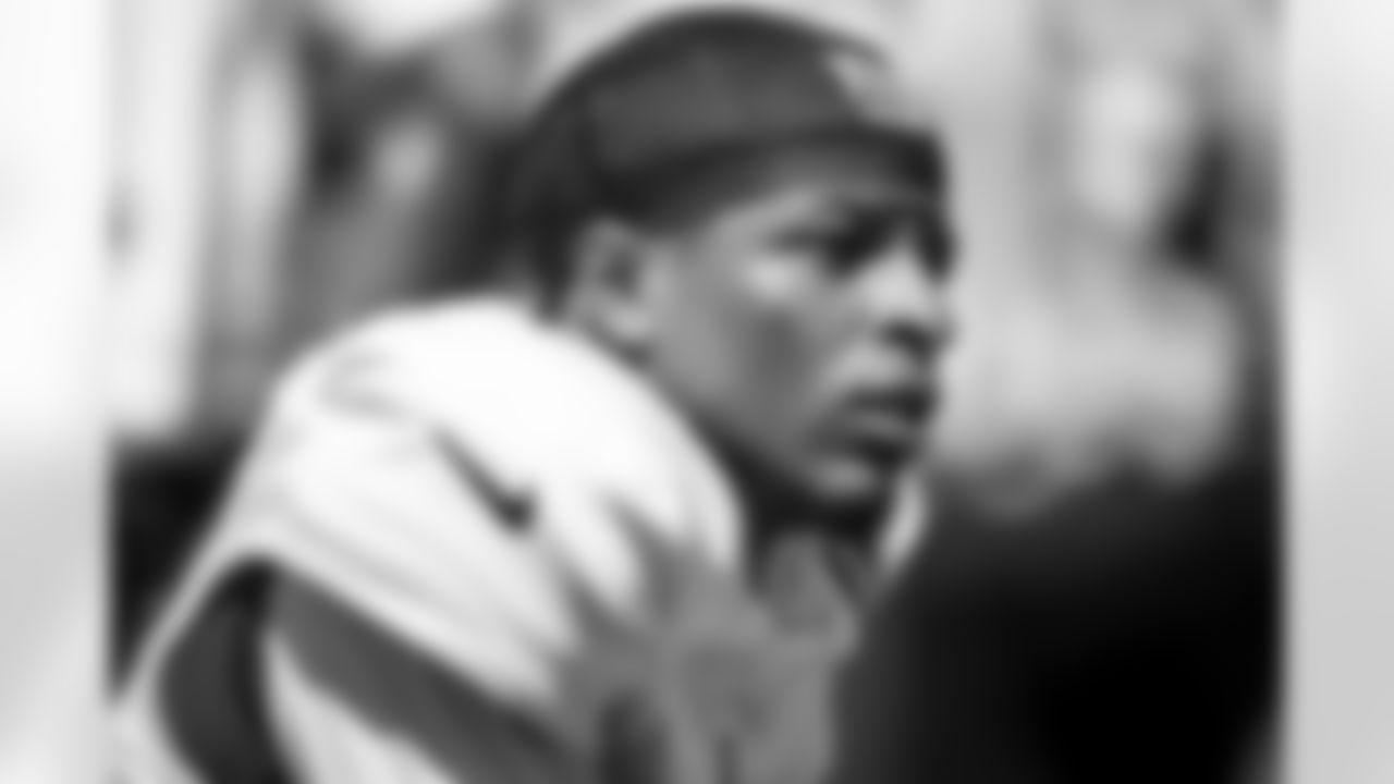 CB Dru Phillips (22)