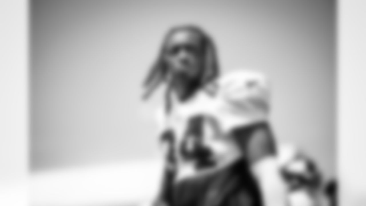 S K'Von Wallace (34)
