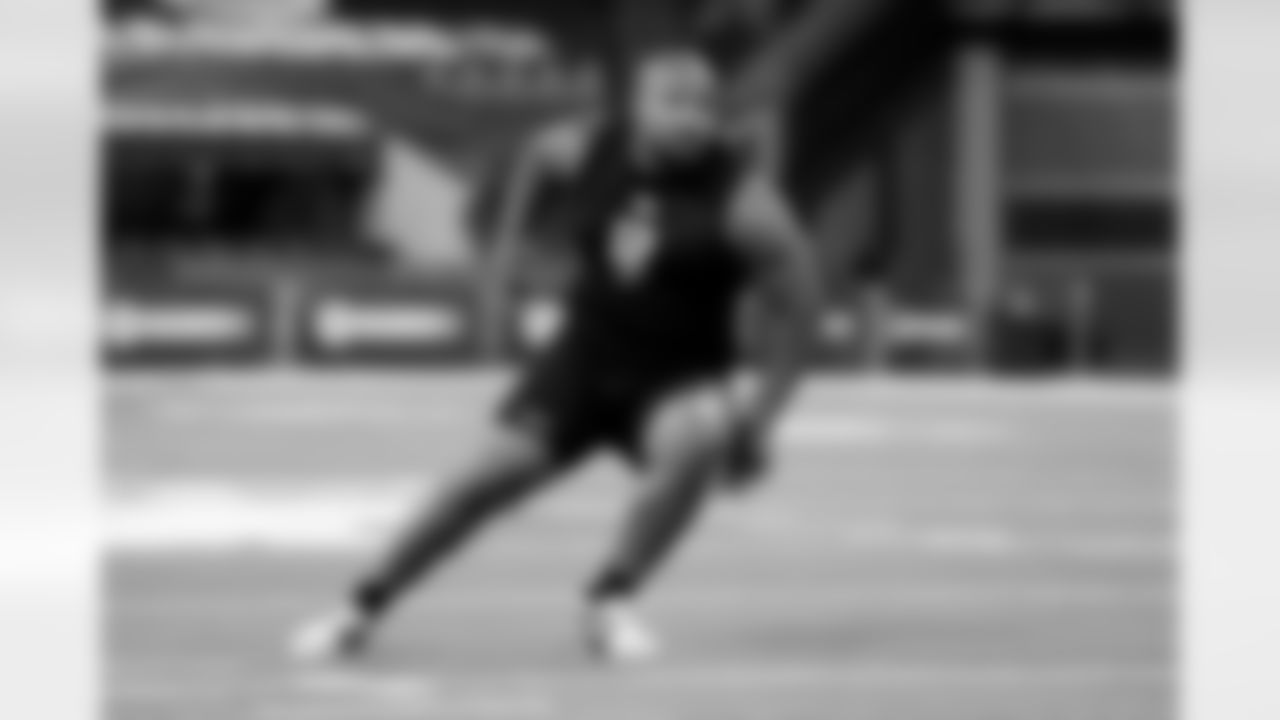 Kentucky defensive lineman David Gusta (12) participates in a drill during the 2026 NFL Scouting Combine on Thursday, February 26, 2026 in Indianapolis, Indiana. (Lauren Leigh Bacho/NFL)