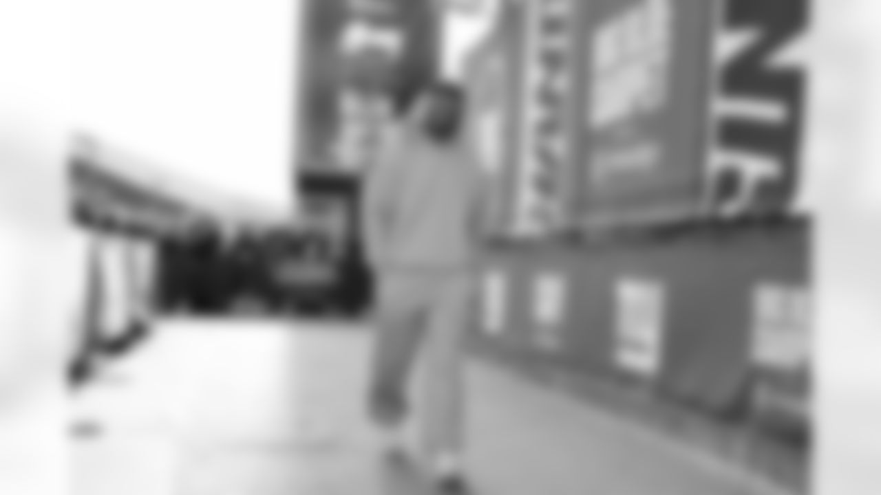 CB Dru Phillips (22)