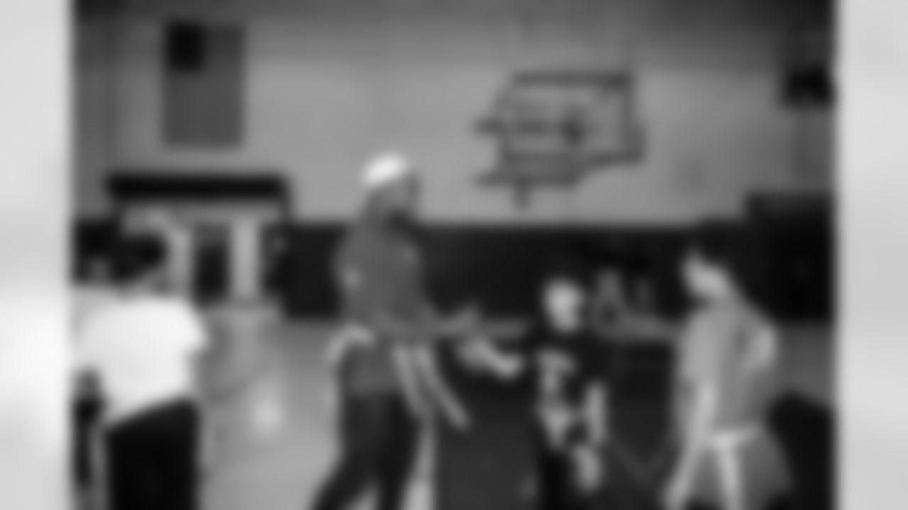 ILB Bobby Okereke (58)