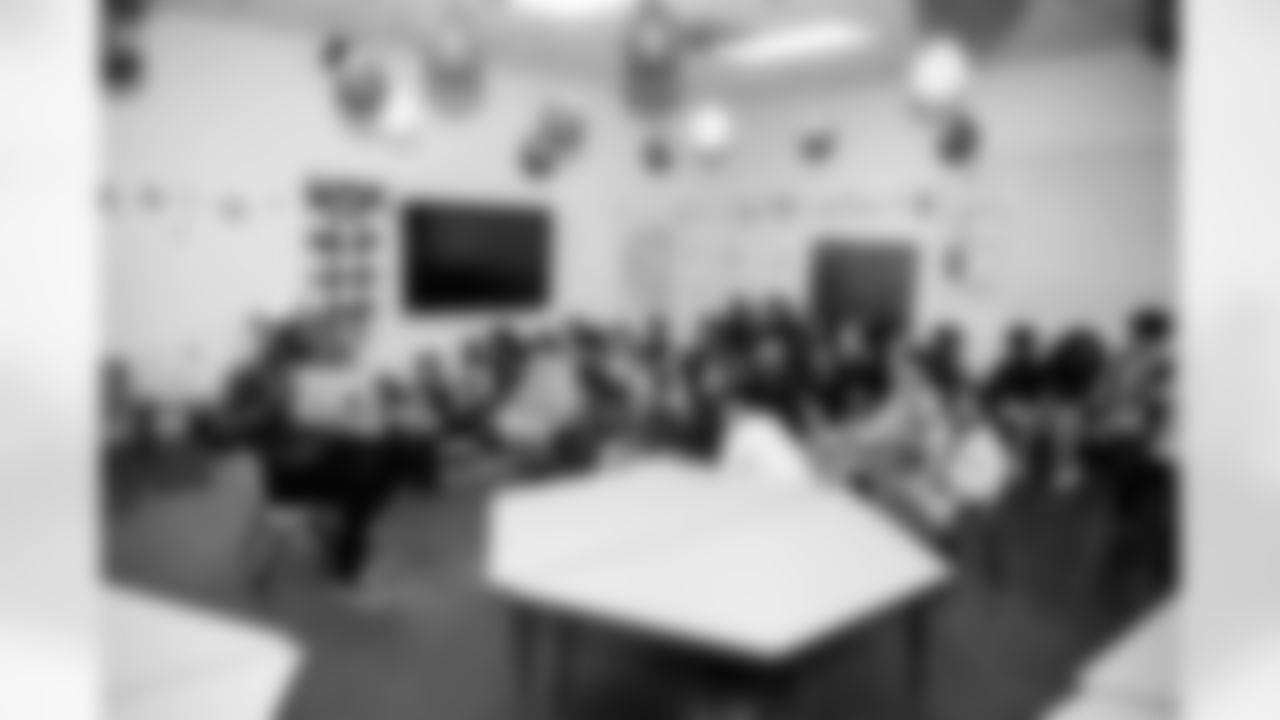 ILB Bobby Okereke (58)