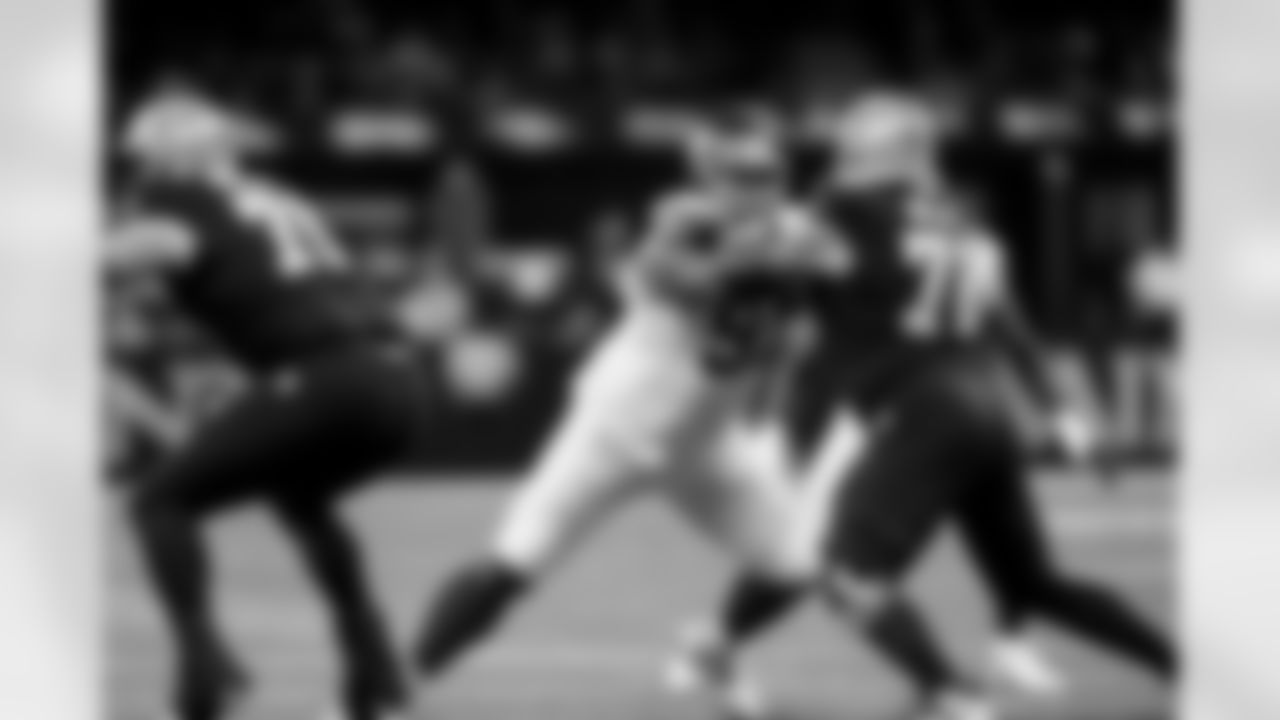 DL Dexter Lawrence II (97) defends during an NFL football game against the New Orleans Saints on Sunday, October 5, 2025 at Caesars Superdome in New Orleans. (Evan Pinkus/NEW YORK GIANTS)