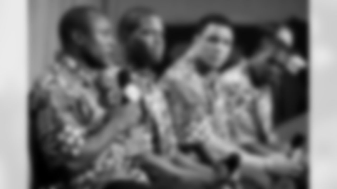 Left to right, Barry Sanders, who retired from the Detroit Lions, Michael Strahan of the New York Giants, Tony Gonzalez of the Kansas City Chiefs, and Antonio Gates of the San Diego Chargers speaks during a press conference to promote the Pro Bowl during festivities for Super Bowl XL in Detroit Wednesday, Feb. 1, 2006. (AP Photo/Michael Conroy)