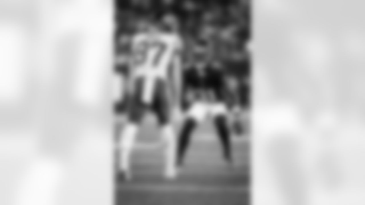 CB Nic Jones (31)