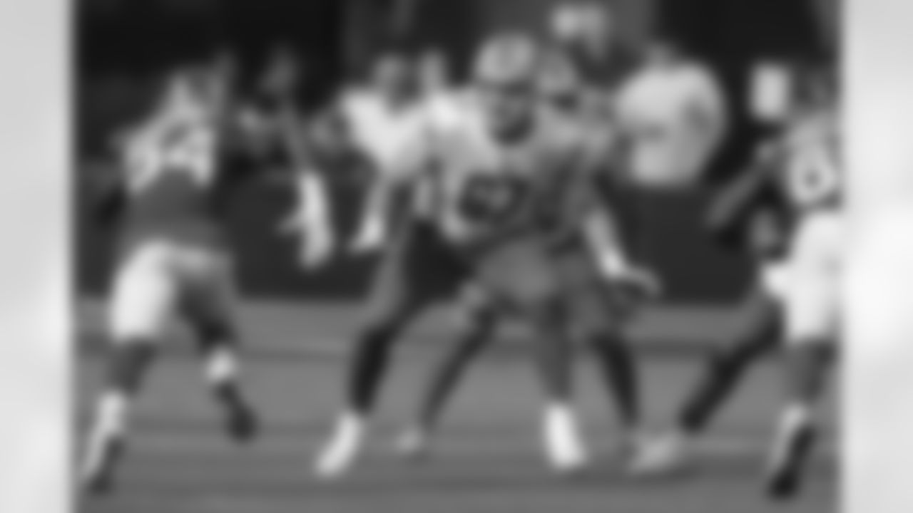OT Matt Nelson - Unrestricted Free Agent Signing (March 22)