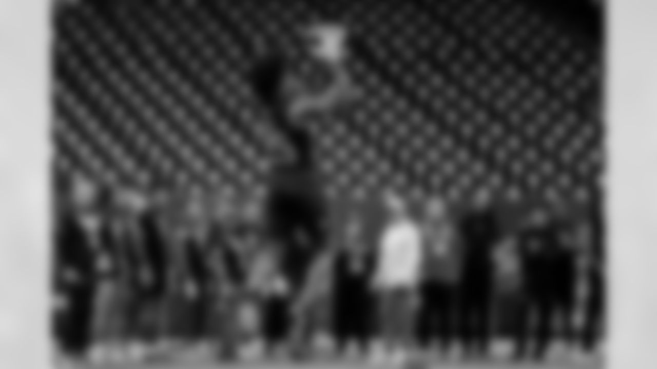 Louisville wide receiver Caullin Lacy (25) participates in a drill during the 2026 NFL Scouting Combine on Saturday, February 28, 2026 in Indianapolis, Indiana. (Lauren Leigh Bacho/NFL)