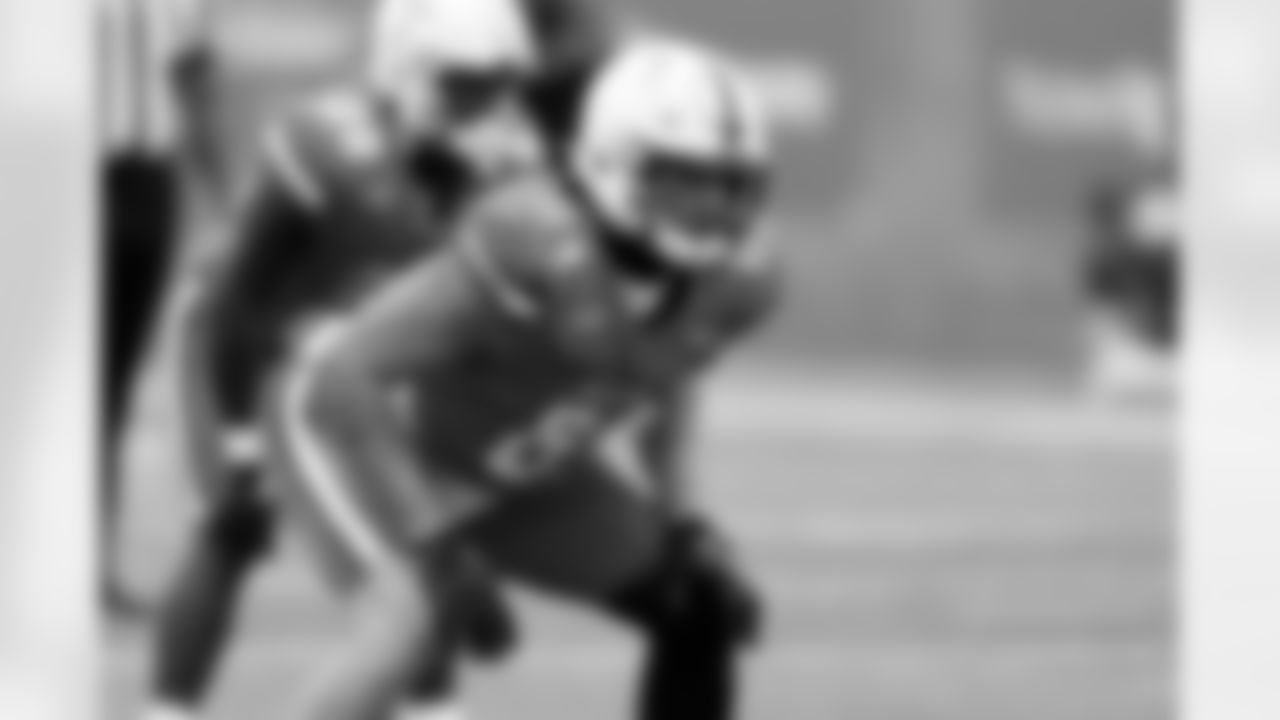 National tight end Theo Johnson of Penn State (84) during the first half of the Senior Bowl NCAA college football game, Saturday, Feb. 3, 2024, in Mobile, Ala. (AP Photo/ Butch Dill)