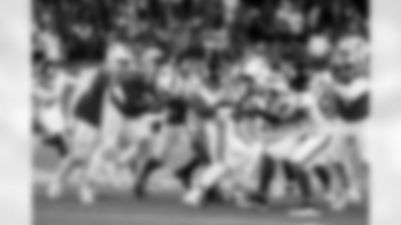 DT Roy Robertson-Harris (95)