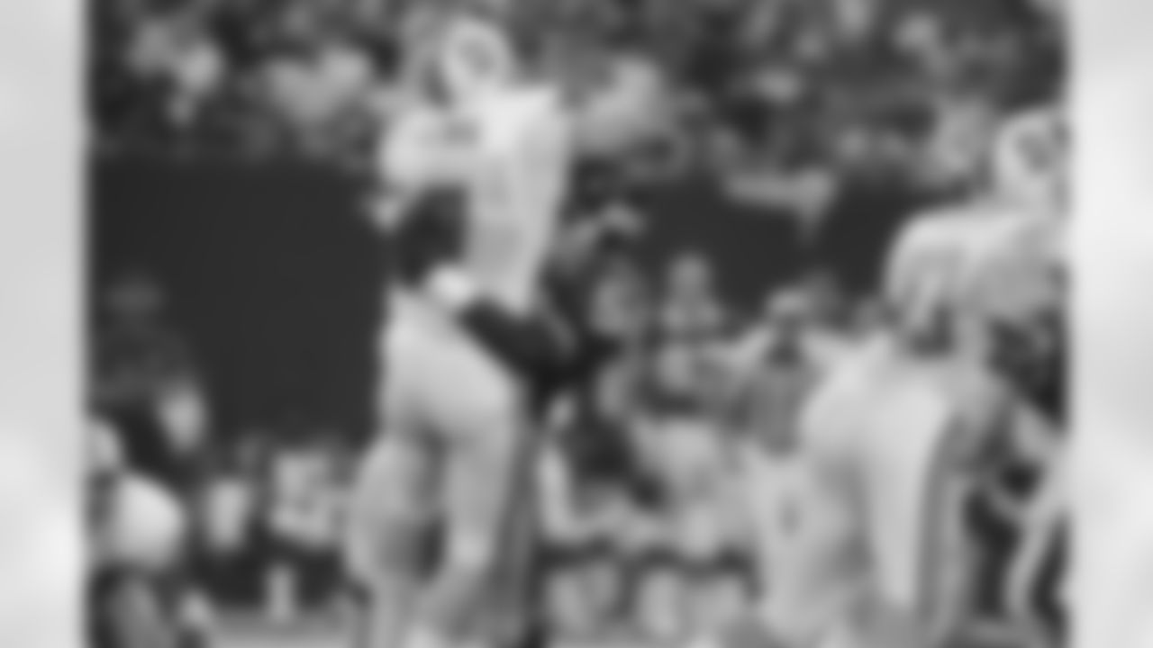 1984 Lawrence Taylor - 11.5 sacks
