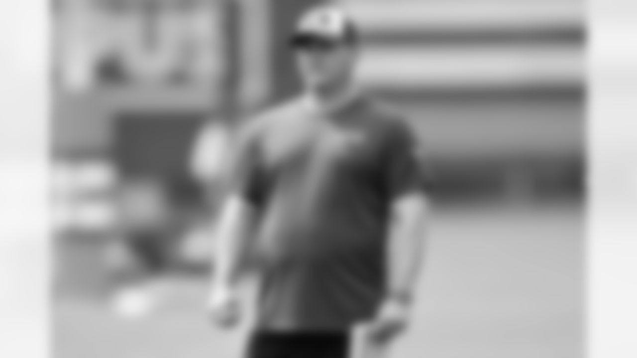 Mike Bloomgren - Offensive Line Coach