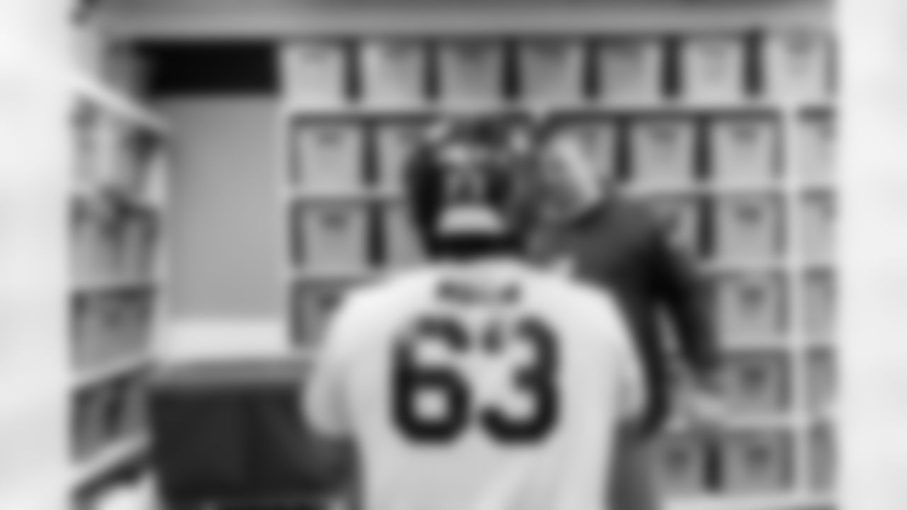 OL Marcus Mbow (71)
