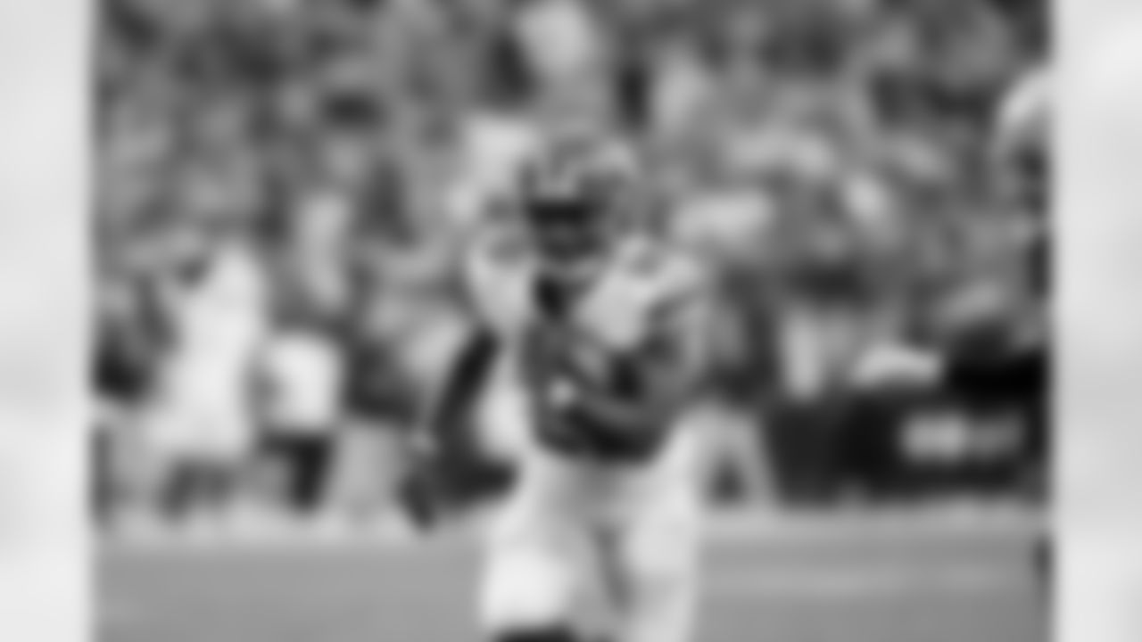 RB Devin Singletary (26)