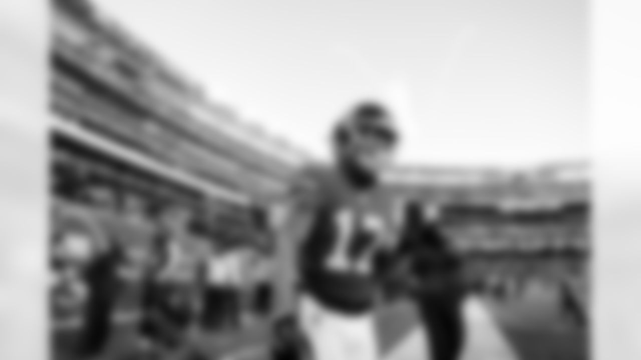 WR Wan'Dale Robinson (17)