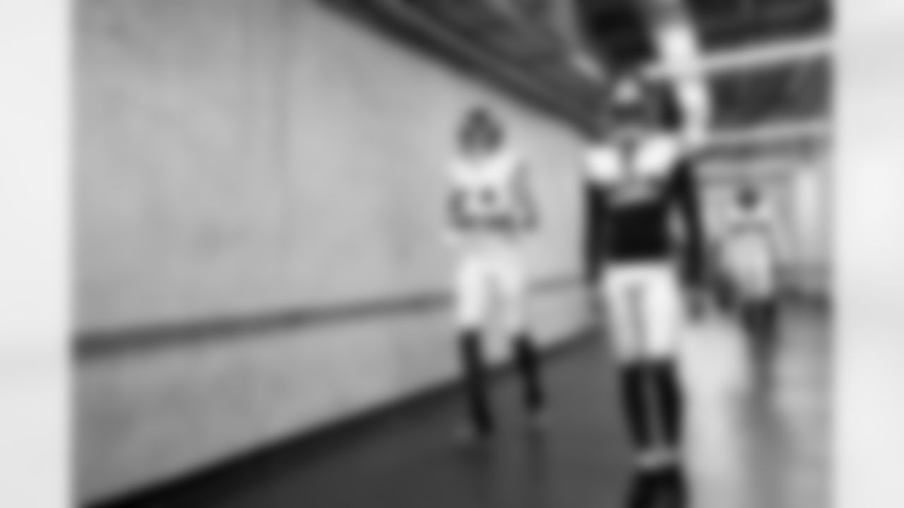 TE Theo Johnson (84)