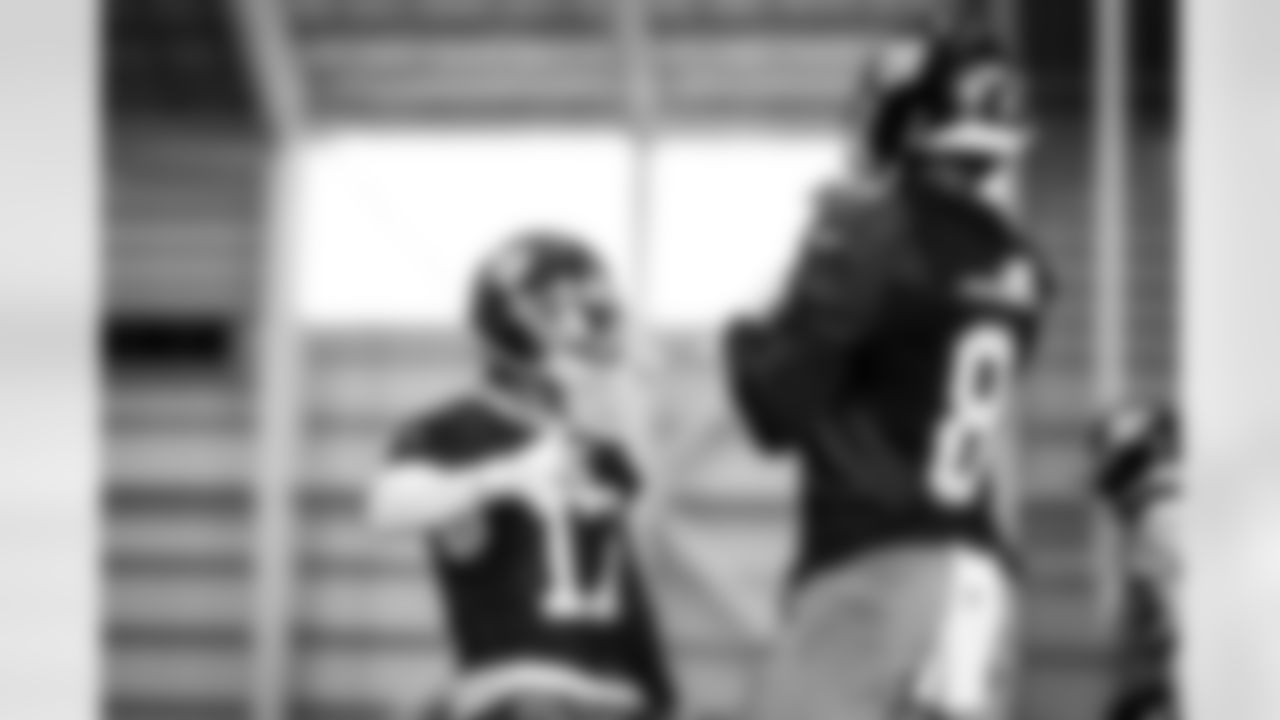 WR Wan'Dale Robinson (17)