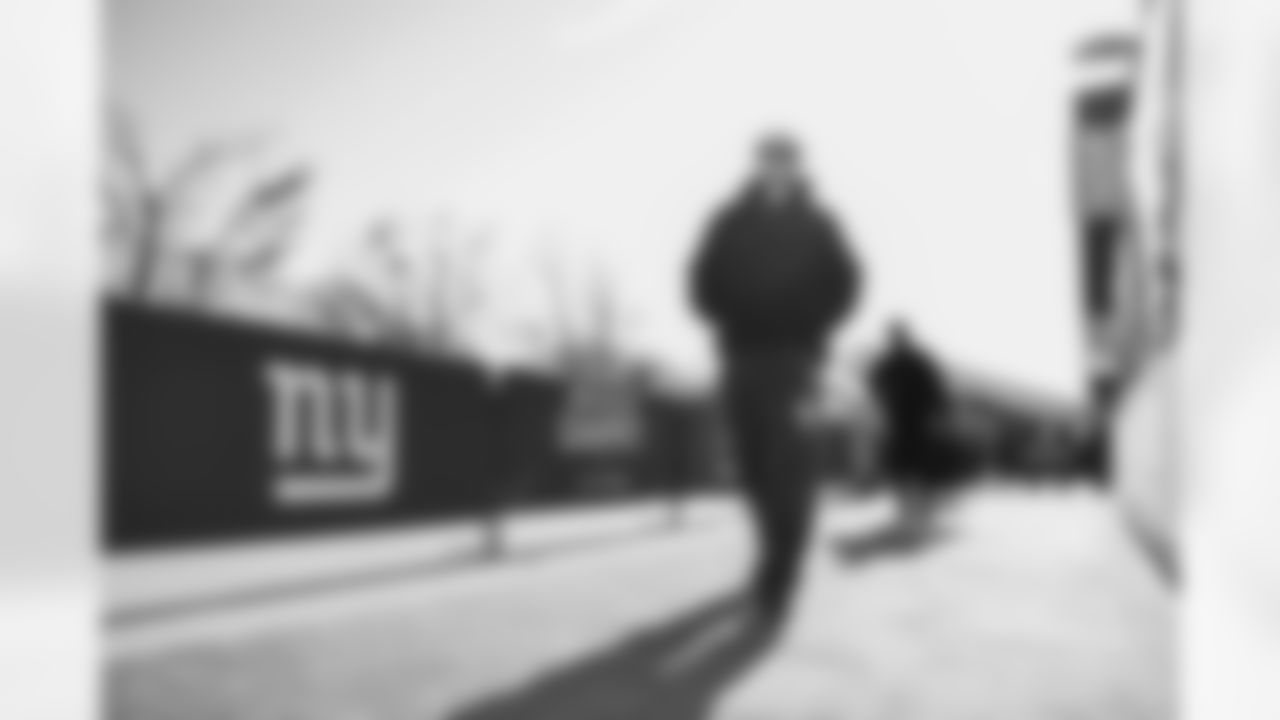 TE Theo Johnson (84)