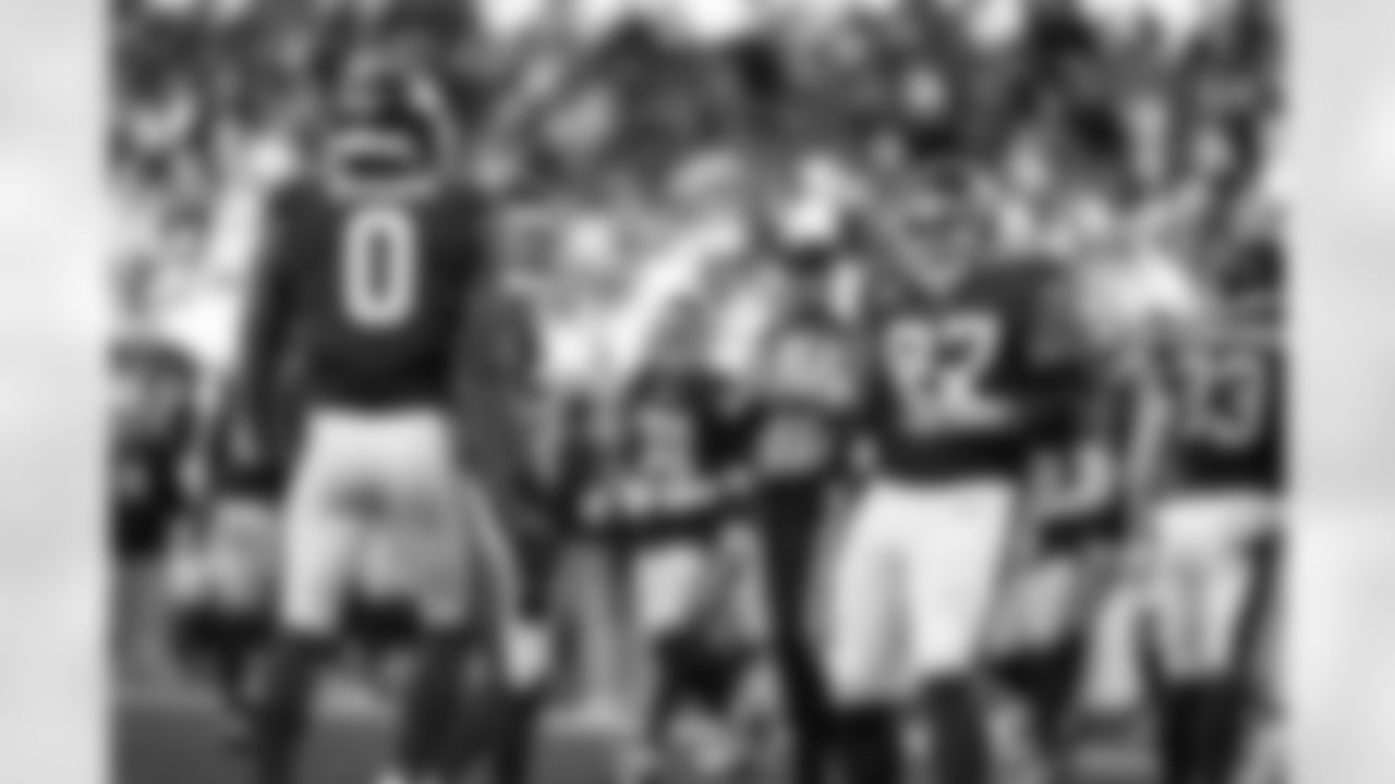 DL Dexter Lawrence II (97), OLB Brian Burns (0)