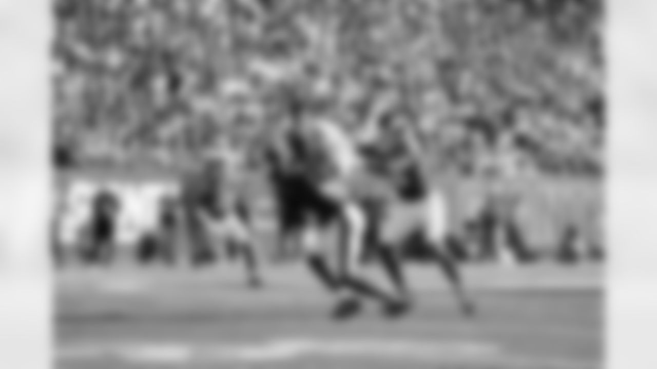 OLB Brian Burns (0), ILB Bobby Okereke (58)