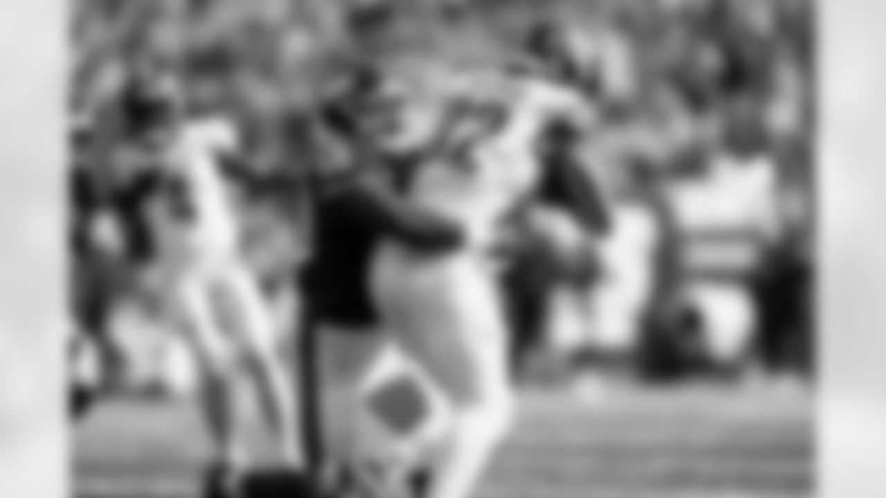 ILB Bobby Okereke (58)