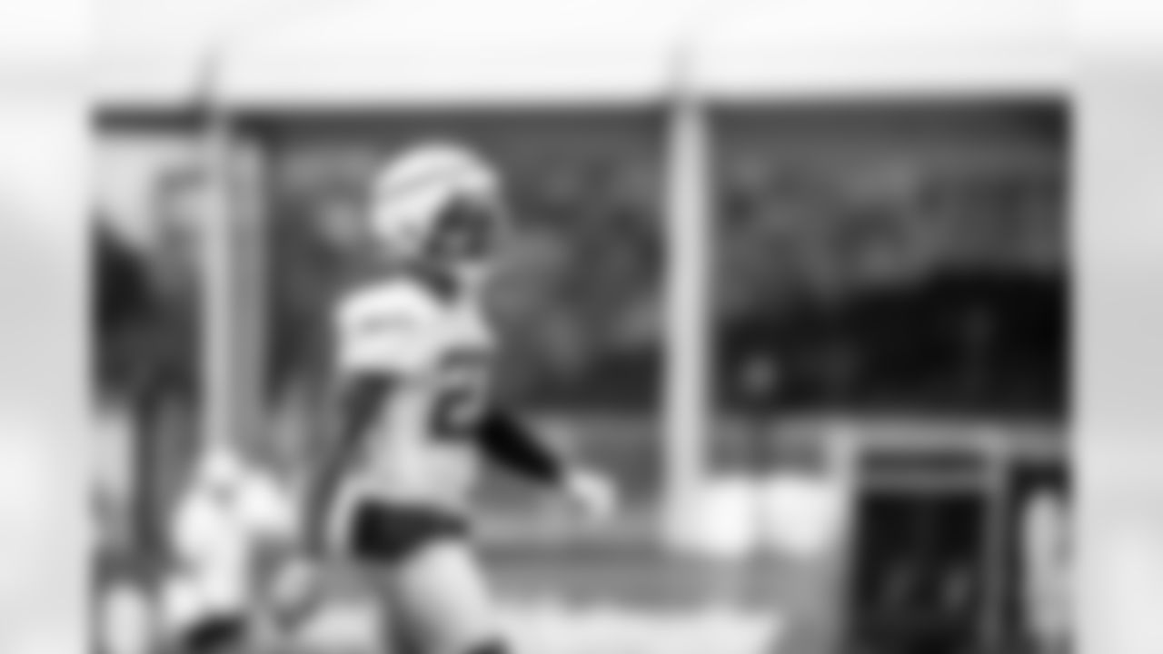 S Tyler Nubin (27)