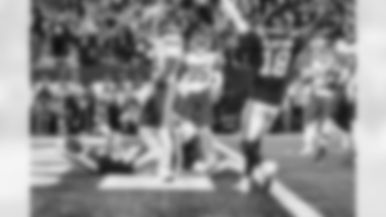 RB Cam Skattebo (44)