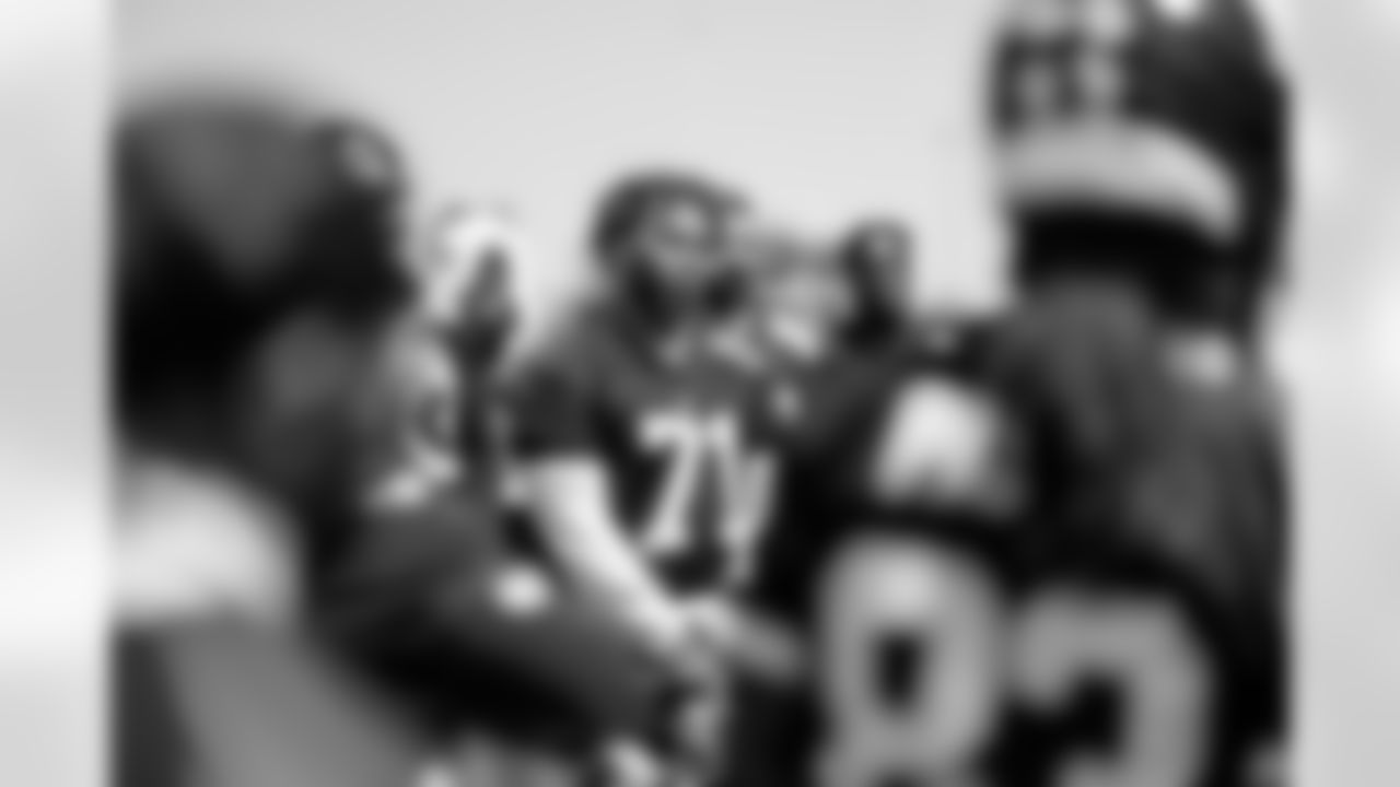 OL Marcus Mbow (71)
