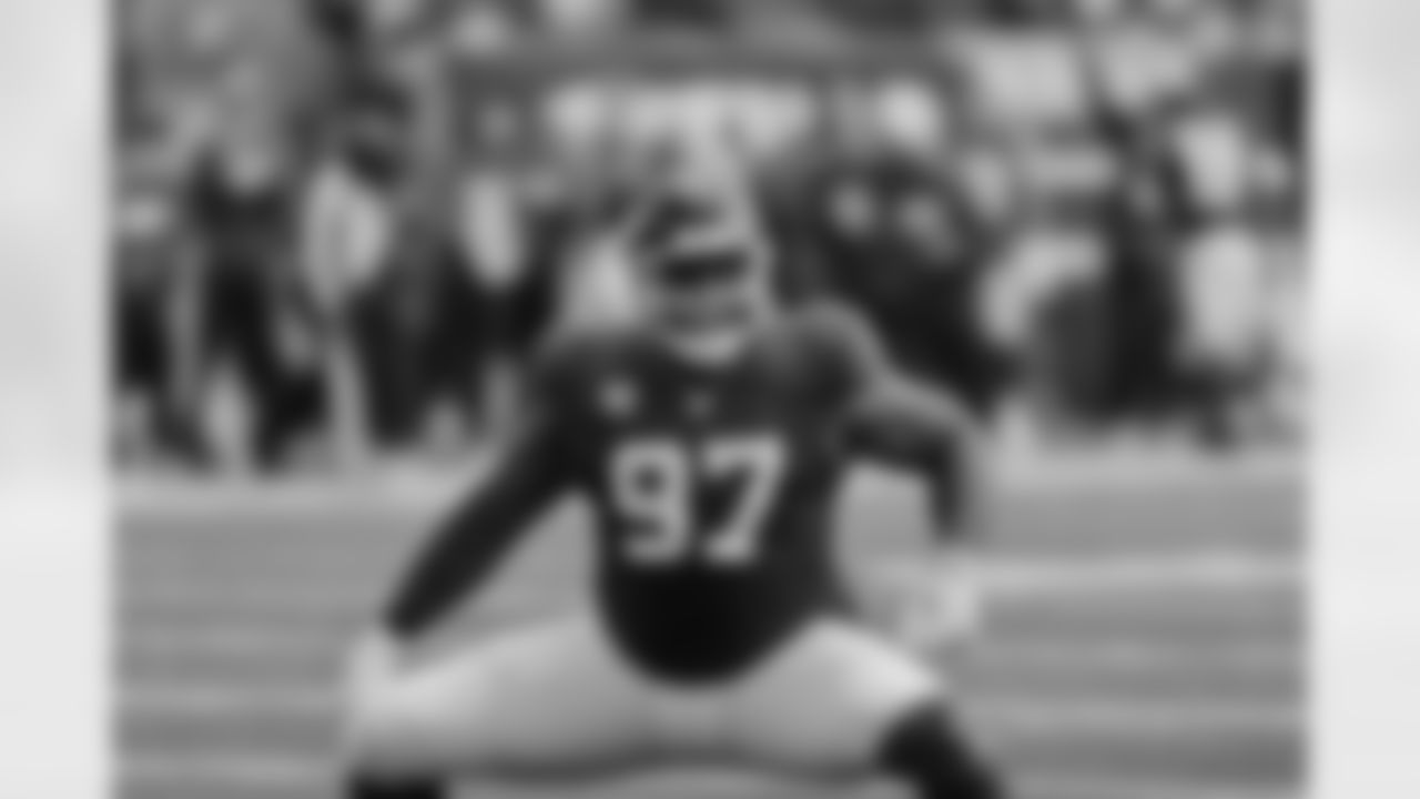 NT Dexter Lawrence II (97)