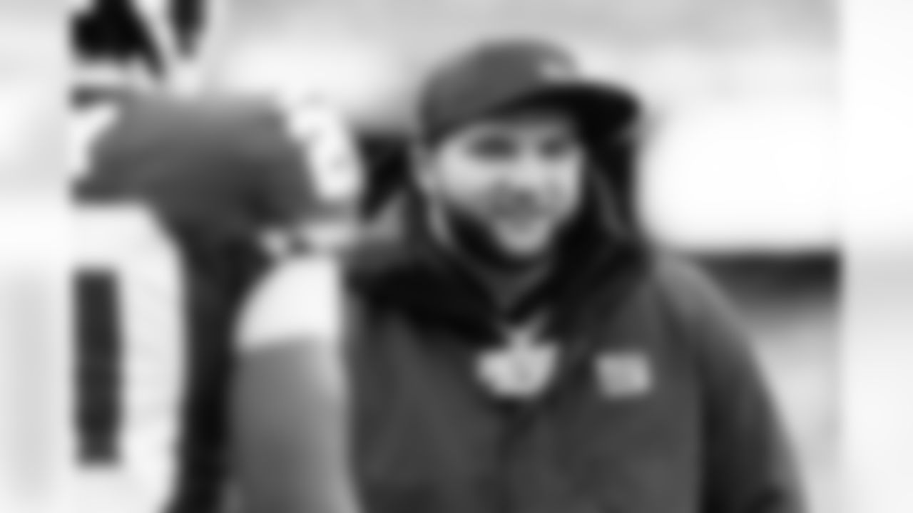 RB Cam Skattebo (44)