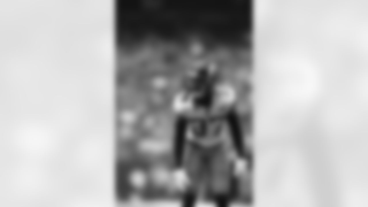Jacksonville Jaguars defensive back Tre Herndon (37) lines up for the snap during an NFL football game against the Houston Texans on Sunday, January 1, 2023, in Houston. (AP Photo/Matt Patterson)