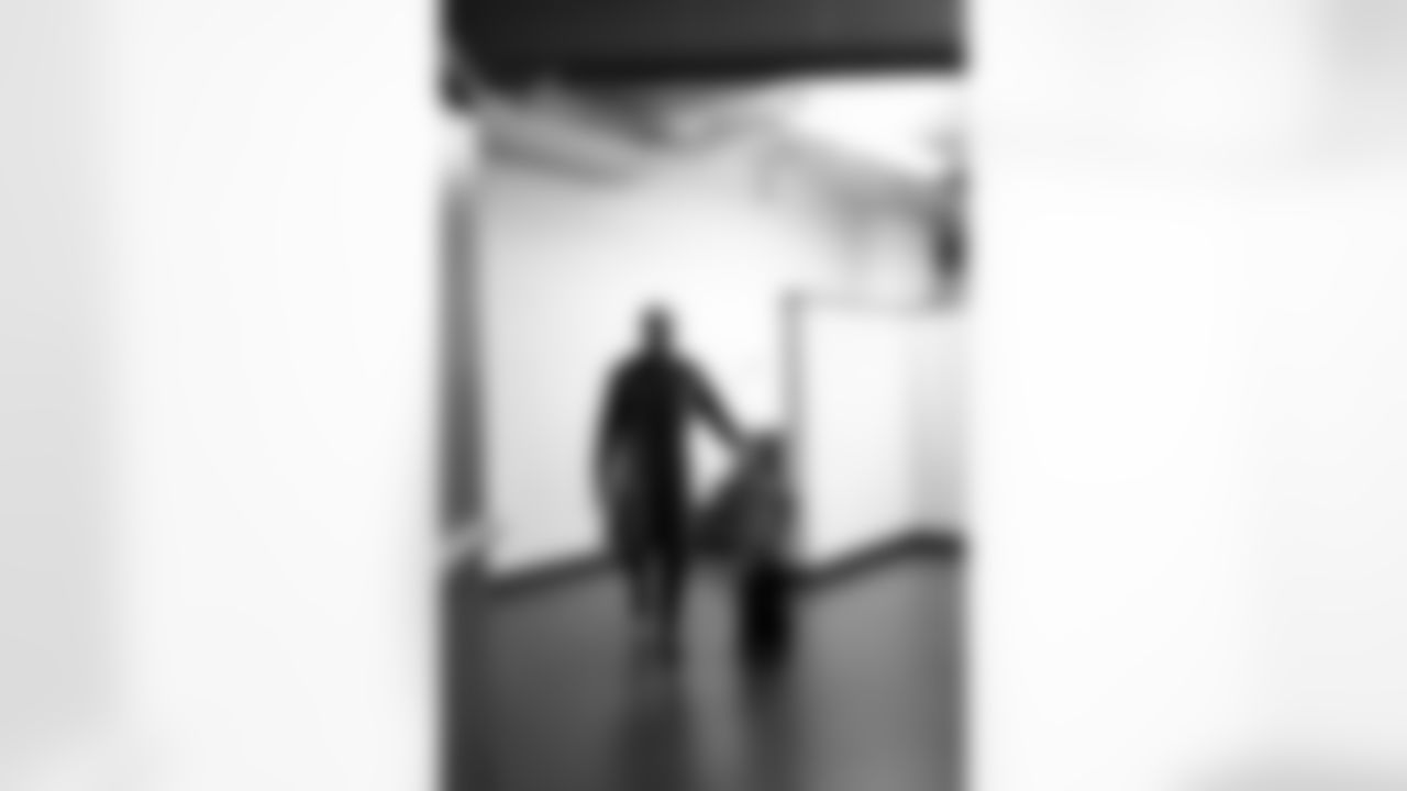 ILB Bobby Okereke (58)