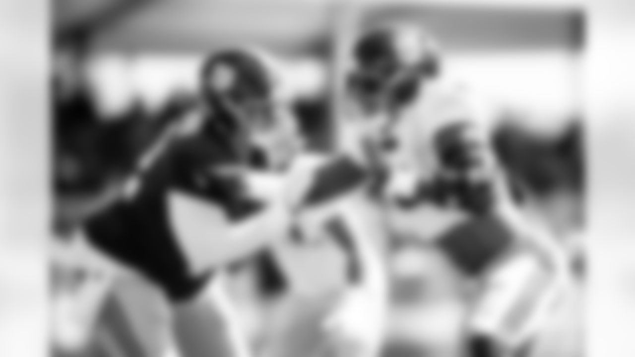 OLB Kayvon Thibodeaux (5)