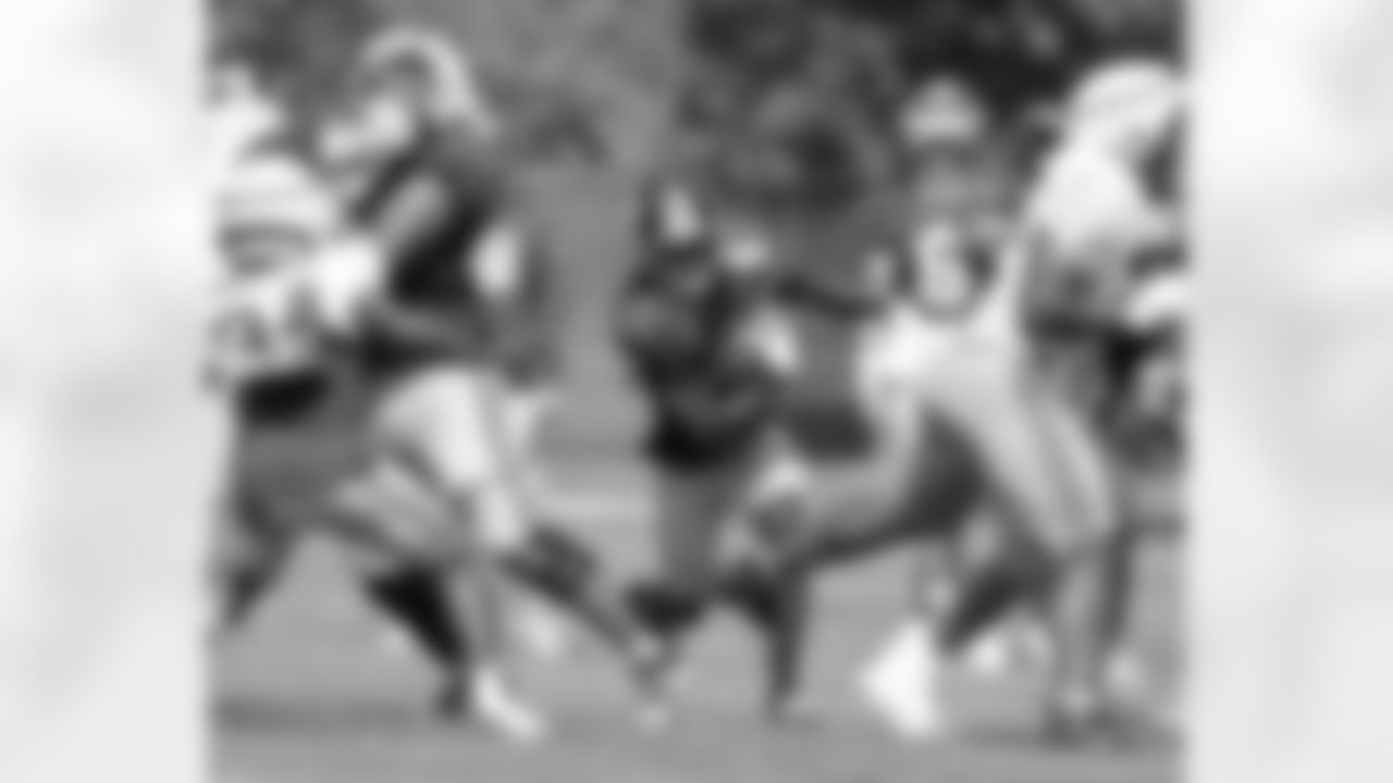 RB Dante Miller (25)