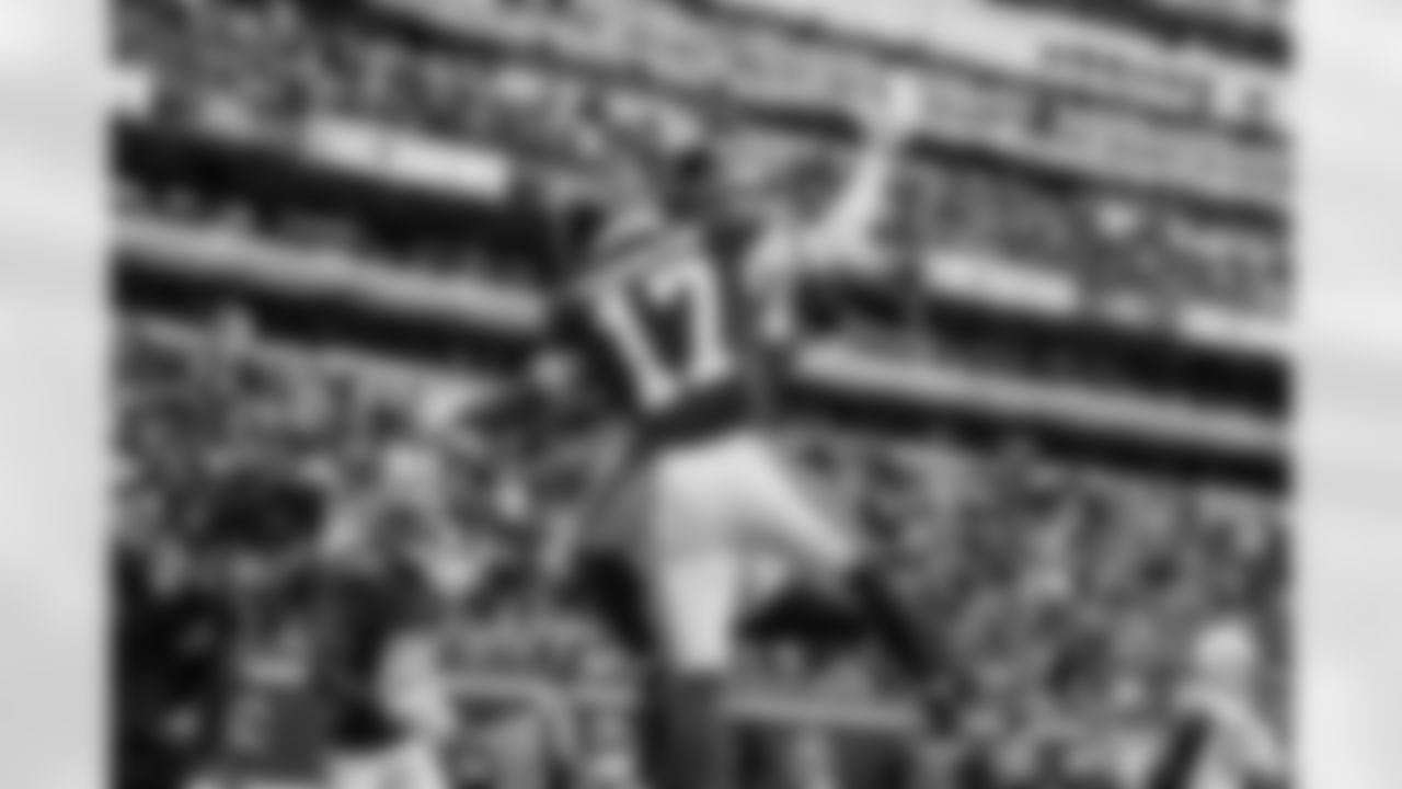WR Wan'Dale Robinson (17)