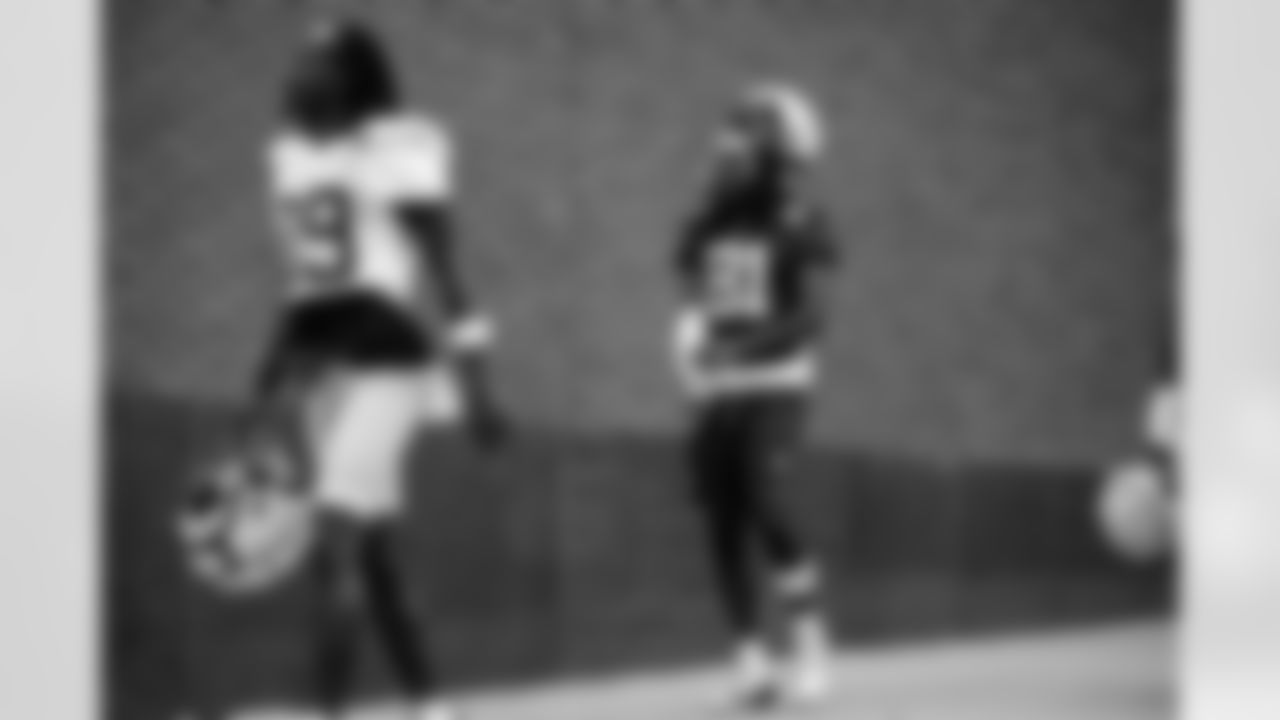 WR Lil'Jordan Humphrey (81)