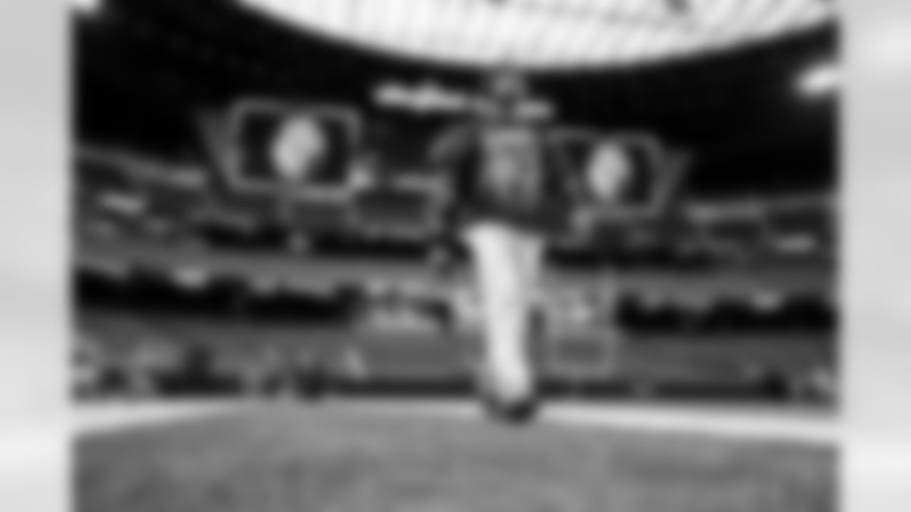 25_1228_RadidersLR_041