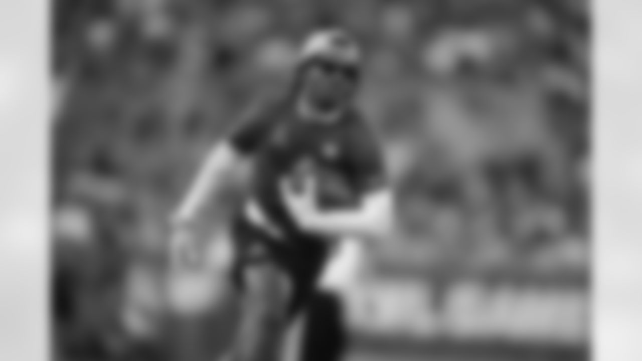 NFC wide receiver Malik Nabers (1) of the New York Giants runs up field during the NFL Pro Bowl football game, Sunday, Feb. 2, 2025, in Orlando, Fla. (Perry Knotts via AP)