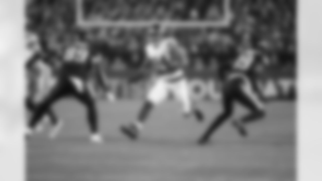 LB Tomon Fox - Reserve/Future Signing (January 10)