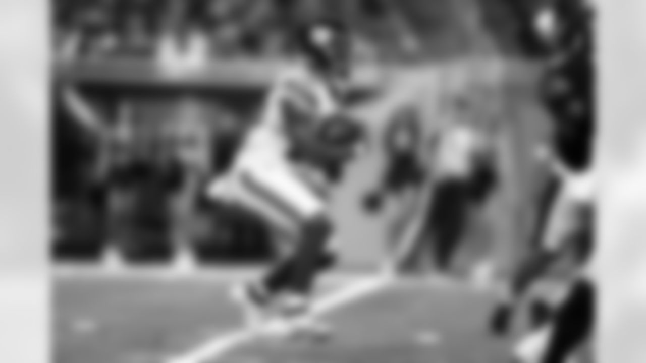 RB Devin Singletary (26)