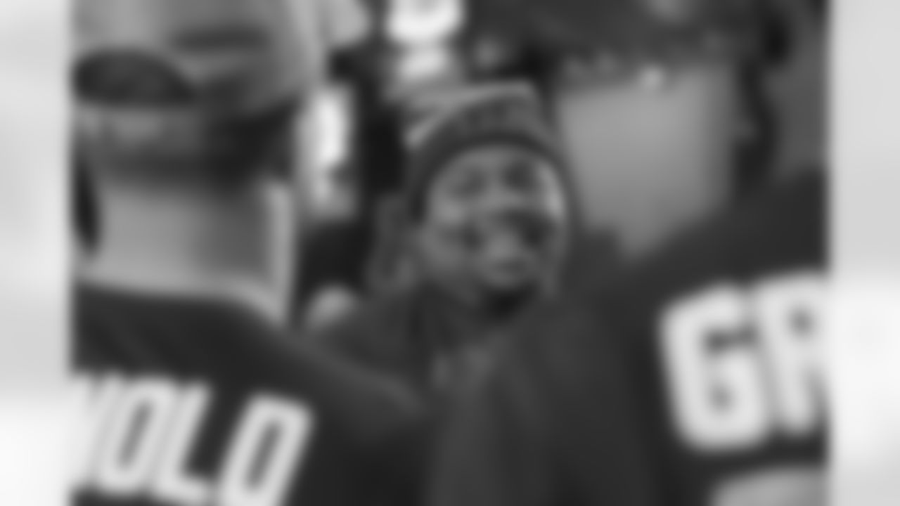 New York Giants defensive tackle Dexter Lawrence II (97) smiles during the 2025 Pro Bowl Skills Showdown on Thursday, January 30, 2025 in Orlando, Florida. (Ben Liebenberg via AP)