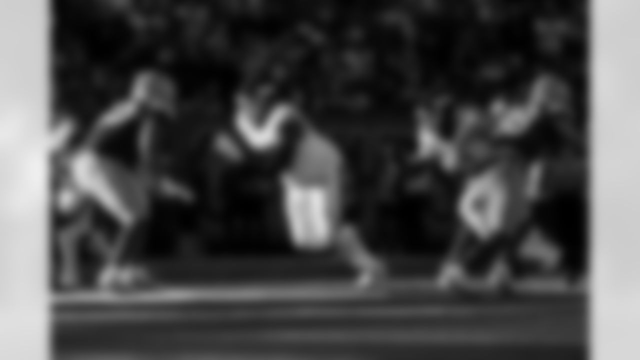 DL Dexter Lawrence II (97)