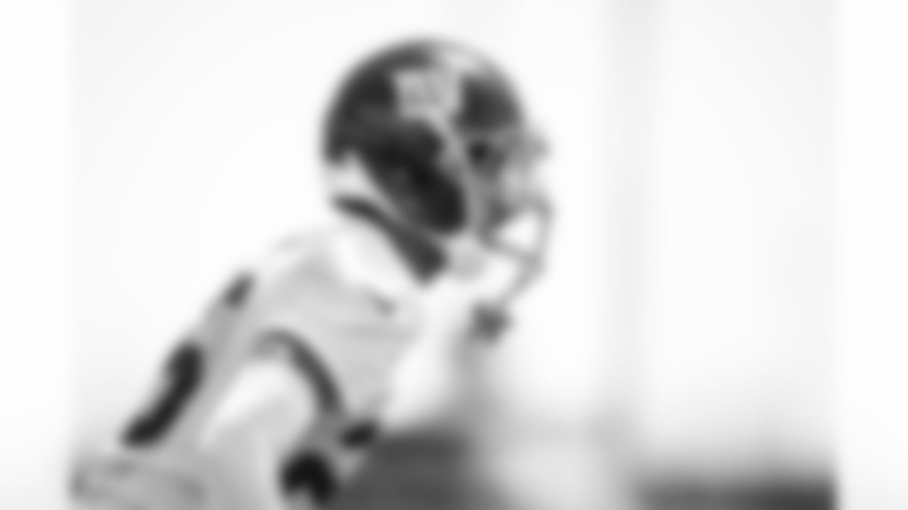 CB Korie Black (25)