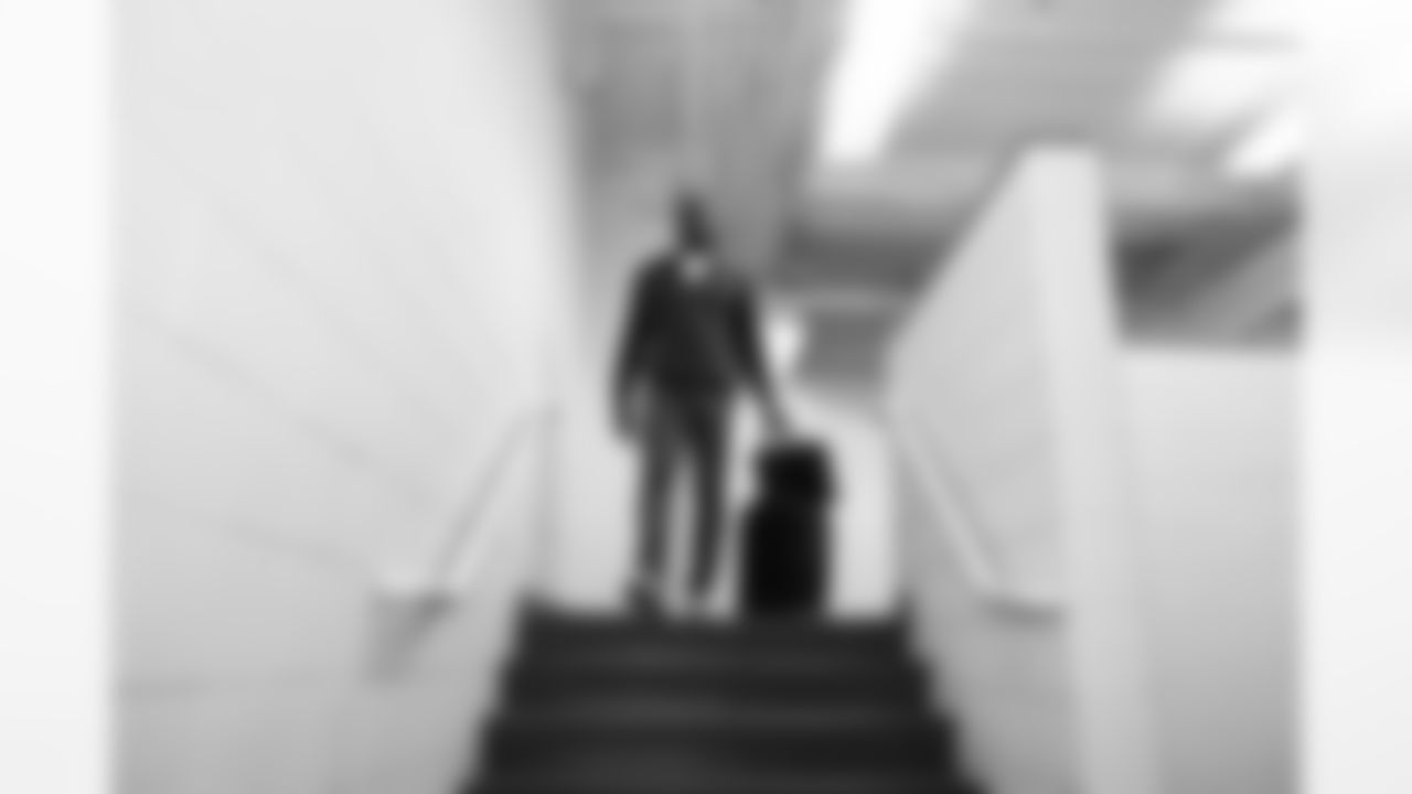 TE Chris Manhertz (85)