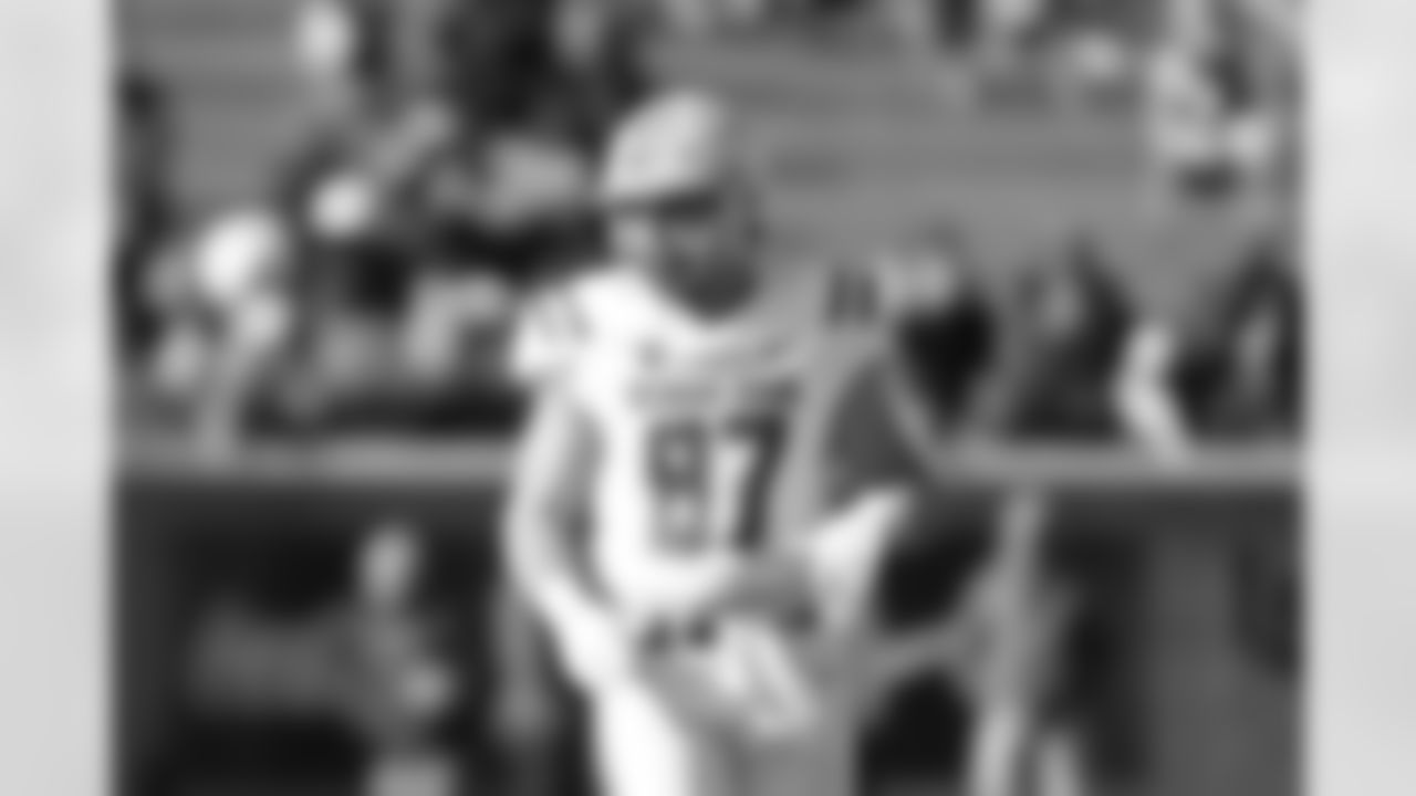 American Team tight end Will Kacmarek (87), of Ohio State, during the first half of the Senior Bowl NCAA college football game Saturday, Jan. 31, 2026, in Mobile, Ala. (AP Photo/Butch Dill)