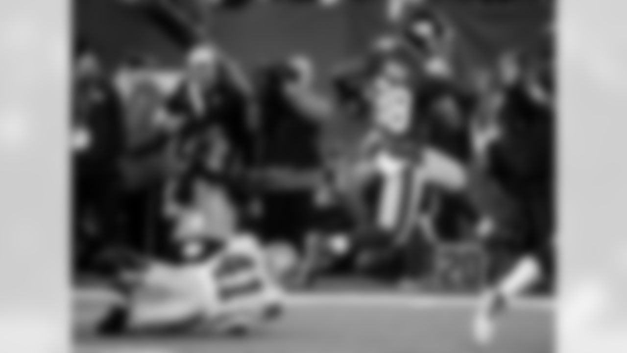 Hakeem Nicks (2011) - 1,192 receiving yards