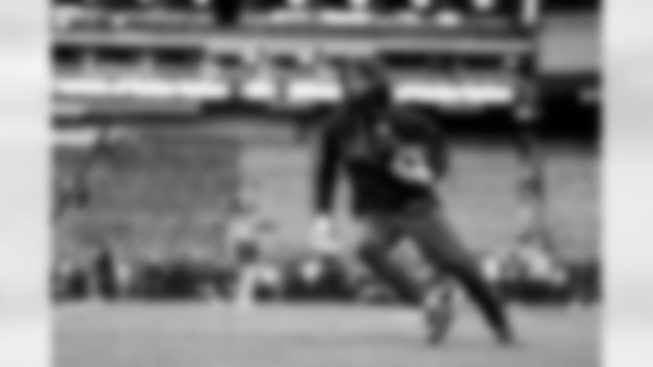 WR Darius Slayton (18)