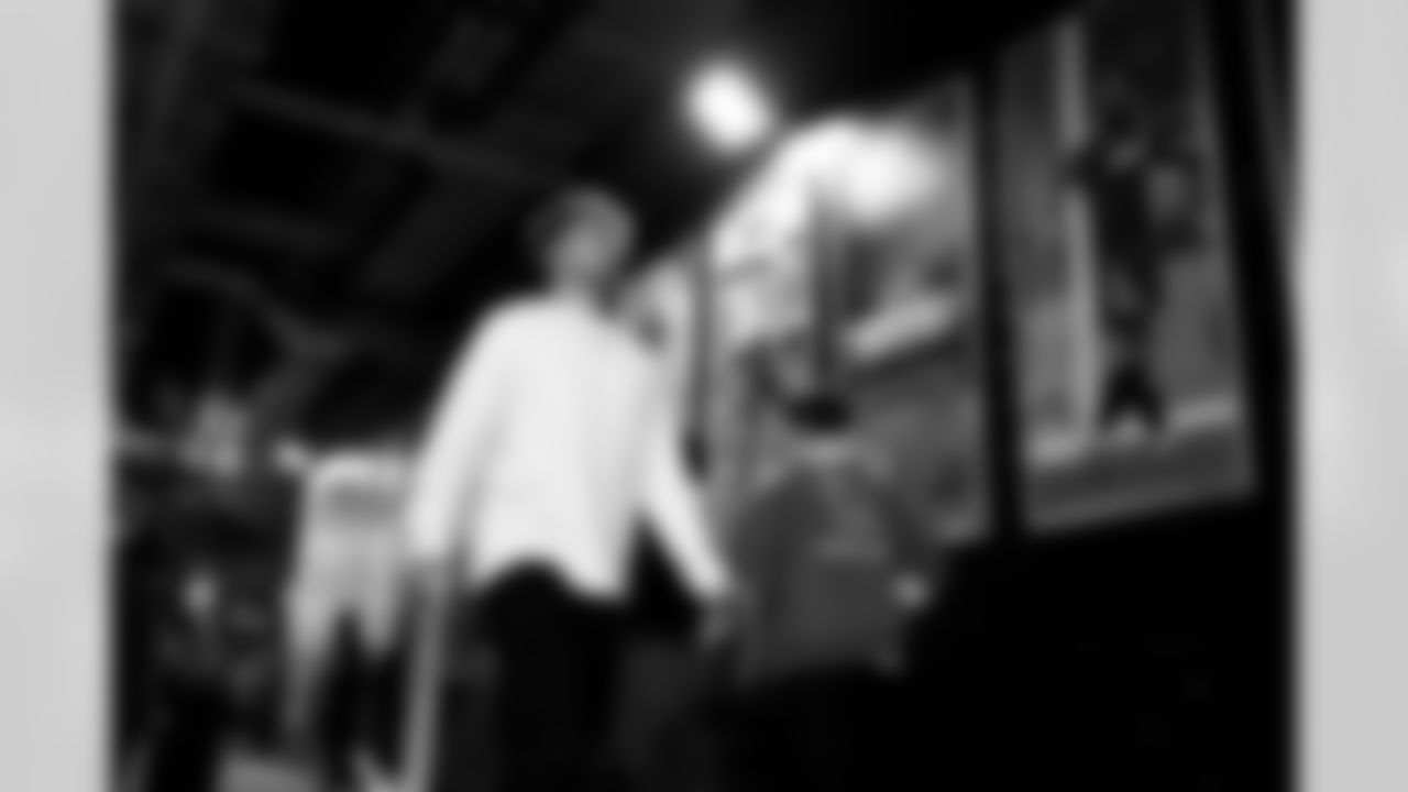 TE Theo Johnson (84)