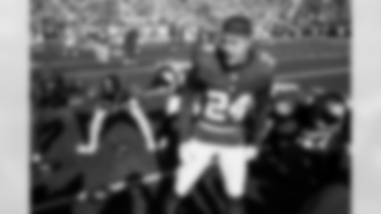 26_0104_CowboysLR_800