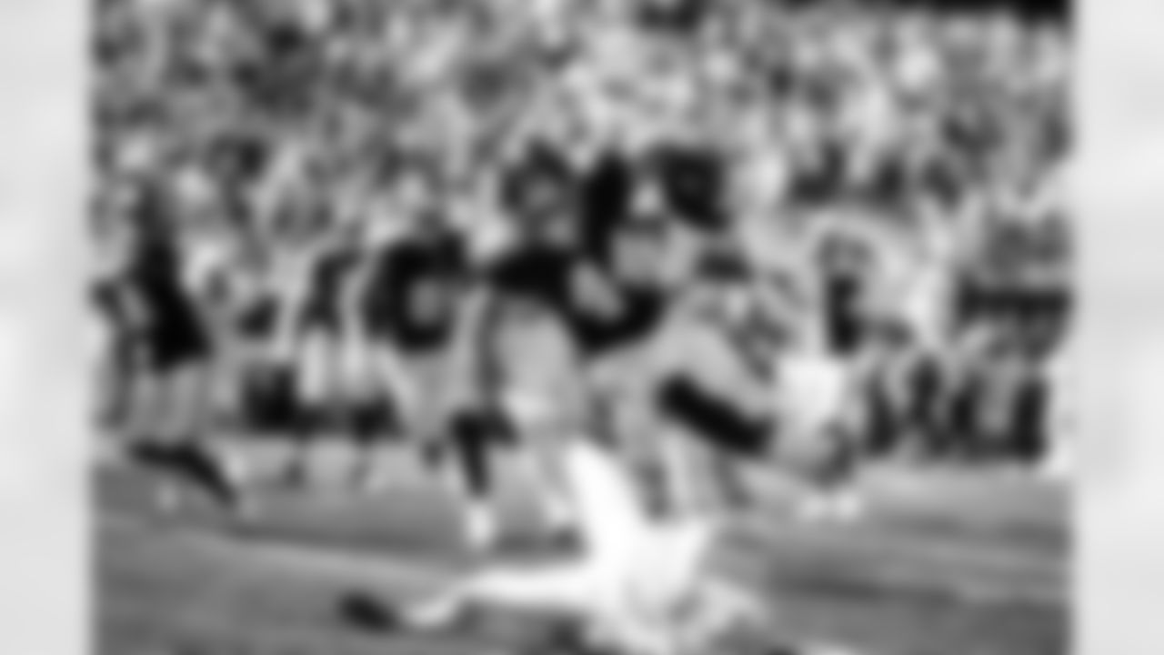RB Cam Skattebo (44)